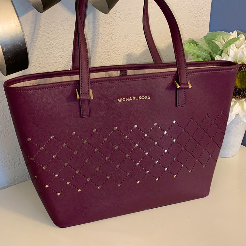 Unique Michael Kors Tote/ Shoulder Bag
